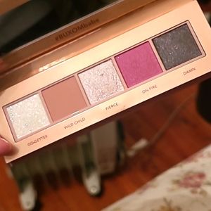 Buxom Diva Dolly eyeshadow palette
